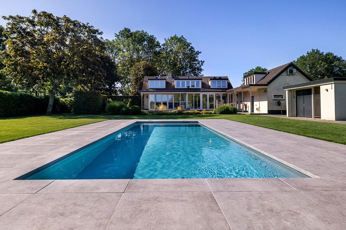 Cera3line 90x90x3cm Downtown grey