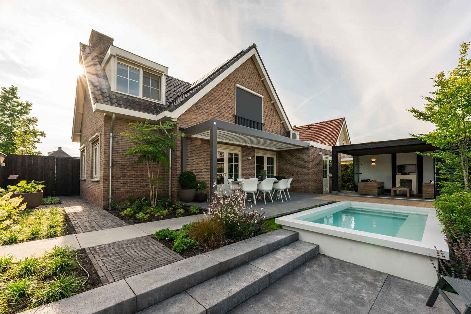 Schellevis Oud Hollandse traptrede massief halve 50x40x20cm antraciet