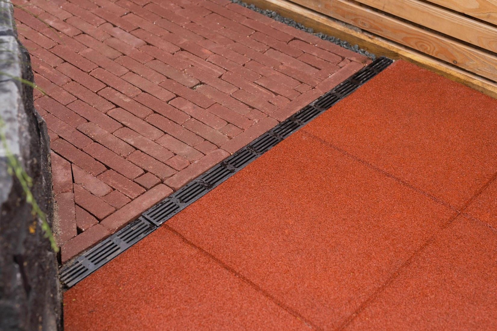 Rubbertegel 50x50x3cm rood