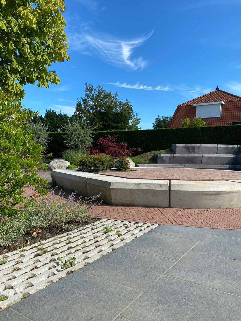 Cera5line 60x60x5cm Black Basaltina