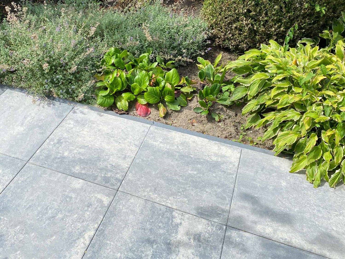 Infinity Stones 60x60x4cm Grey/Black