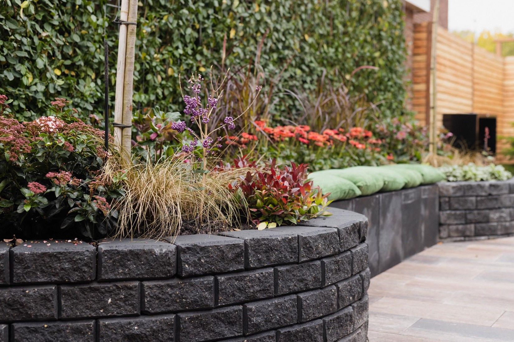 Crack & Stack 15-23x20x10cm zwart